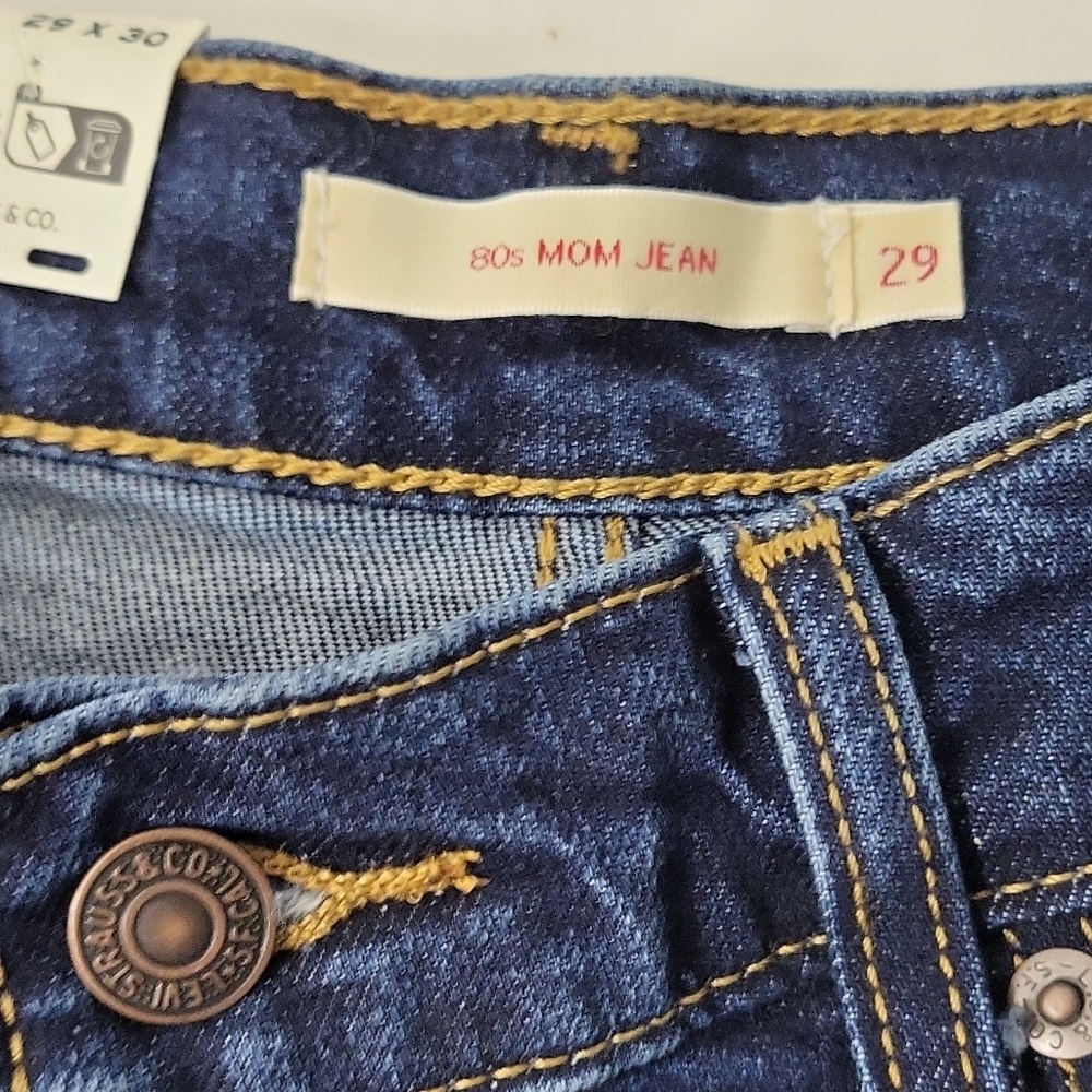 Levi's Premium Mom Jeans Relaxed Fit High Rise Stretch Blue Dark Wash Women's - Picture 6 of 16